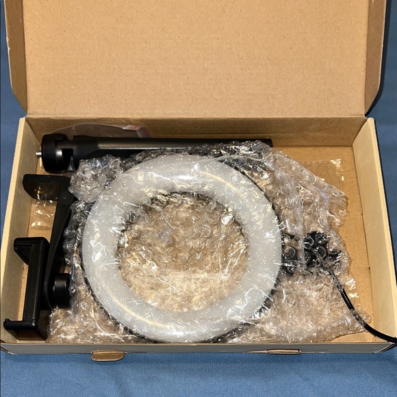 LED Ring Light Kit - Tan - Picture 2 of 4